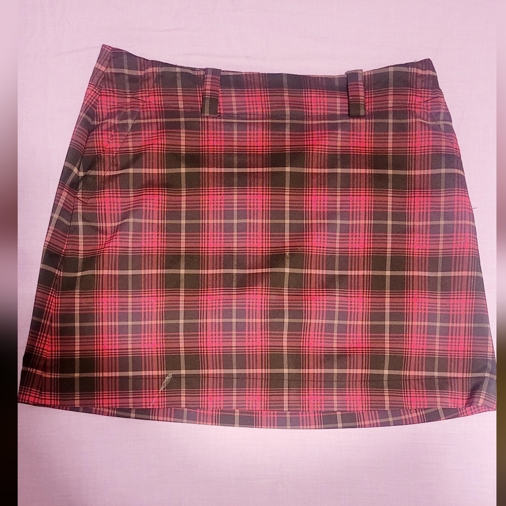Nike Magenta Plum Purple,and Black Plaid Dri Fit Golf Skort. Ladies Size 10 - Picture 7 of 12